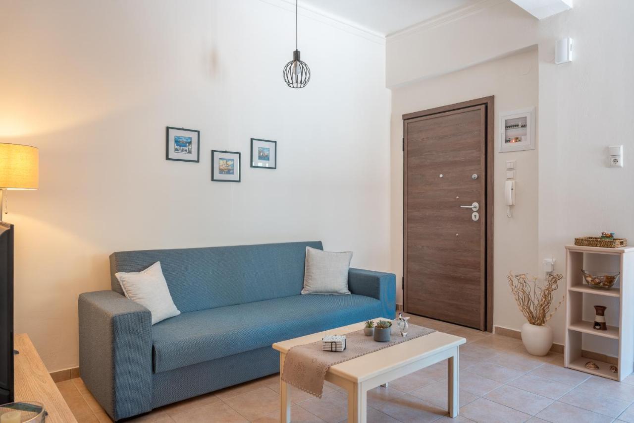 Stylish Central Renovated Apartment Heraklion  Exterior photo