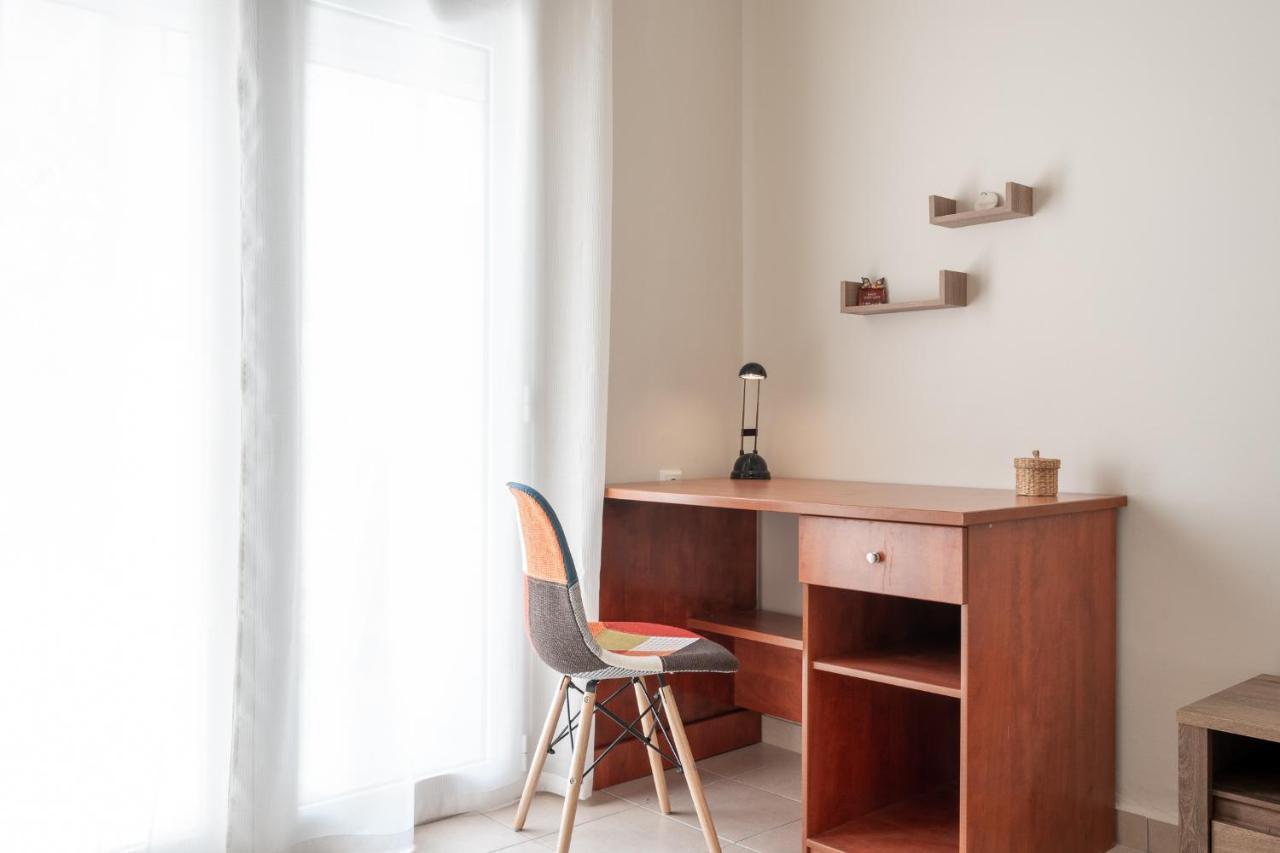Stylish Central Renovated Apartment Heraklion  Exterior photo