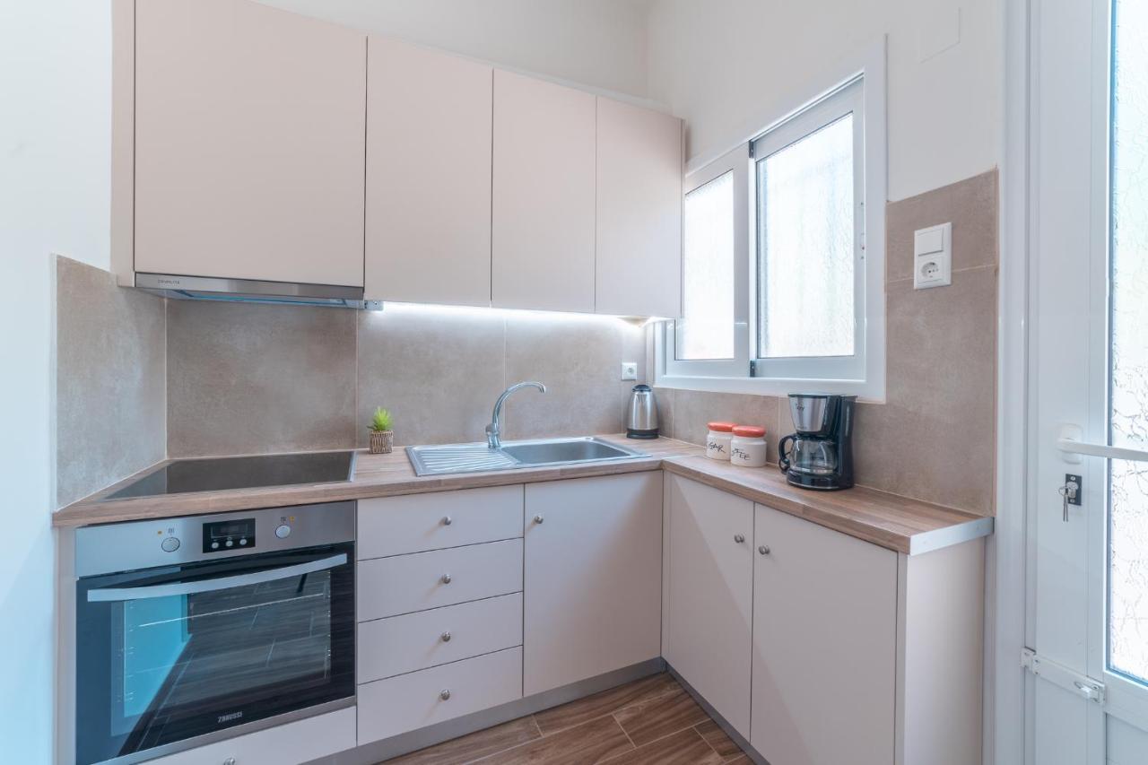 Stylish Central Renovated Apartment Heraklion  Exterior photo
