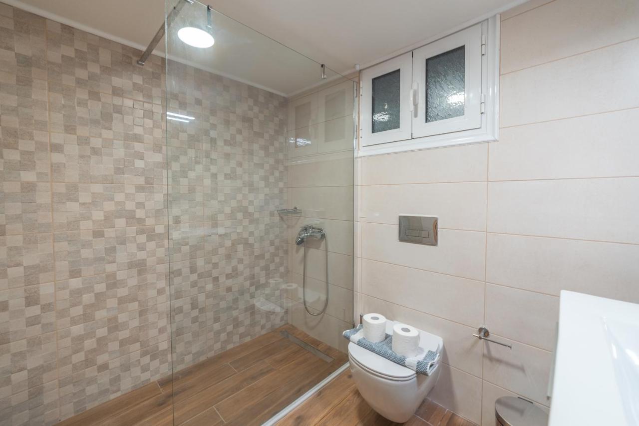 Stylish Central Renovated Apartment Heraklion  Exterior photo